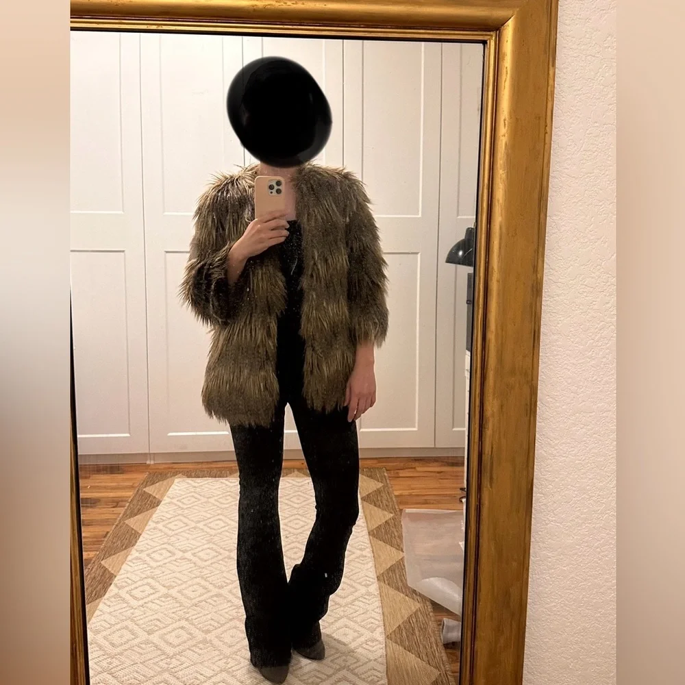 Vegan fur luxury glamorous stylish Jacket - Picture 9 of 13